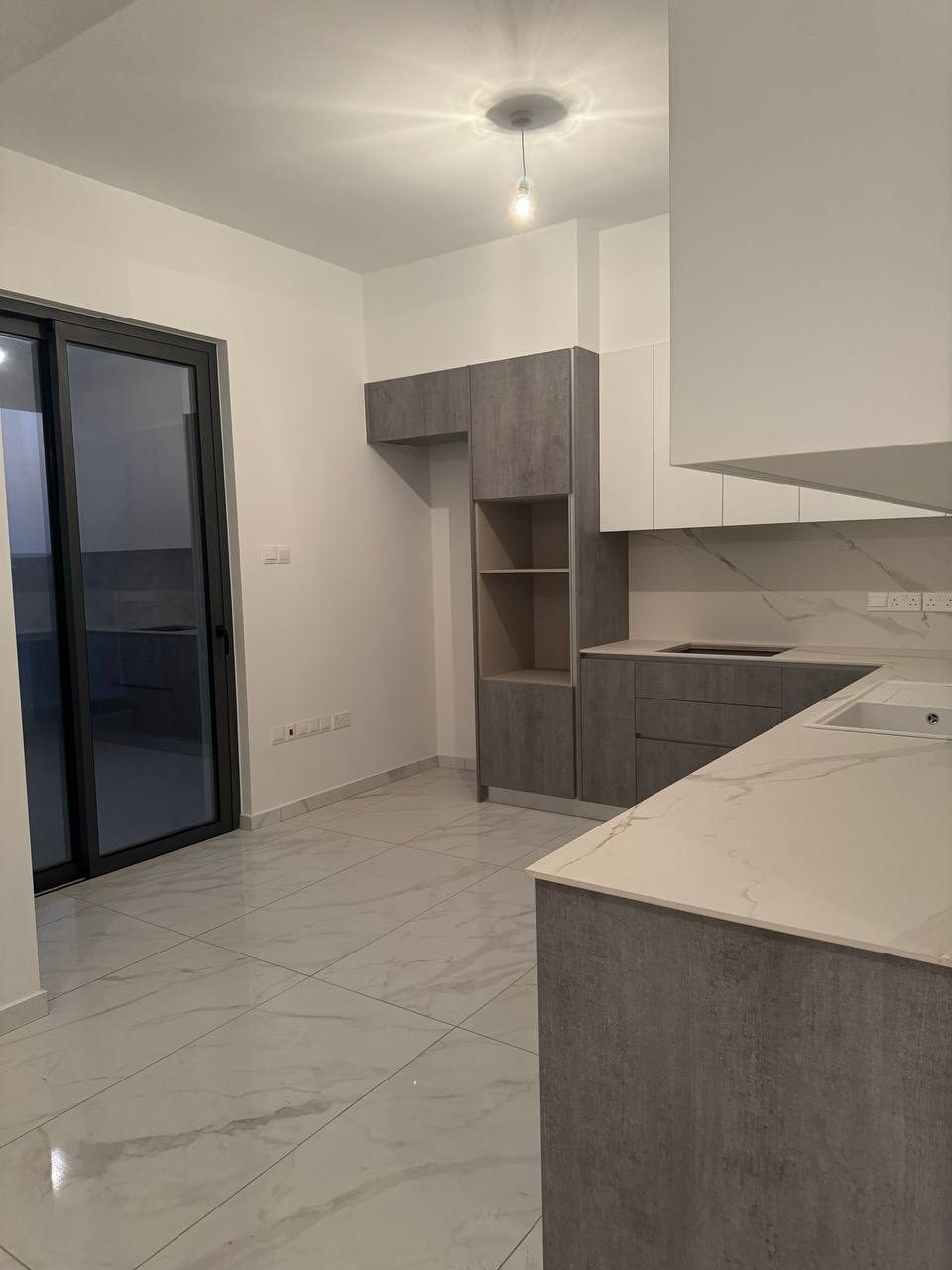 3 BR Penthouse in Agios Athanasios, Limassol photo 3