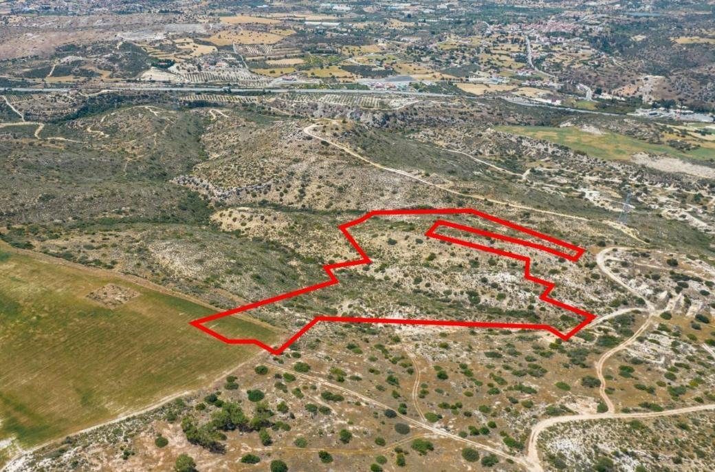 Field in Choirokoitia, Larnaca photo 1