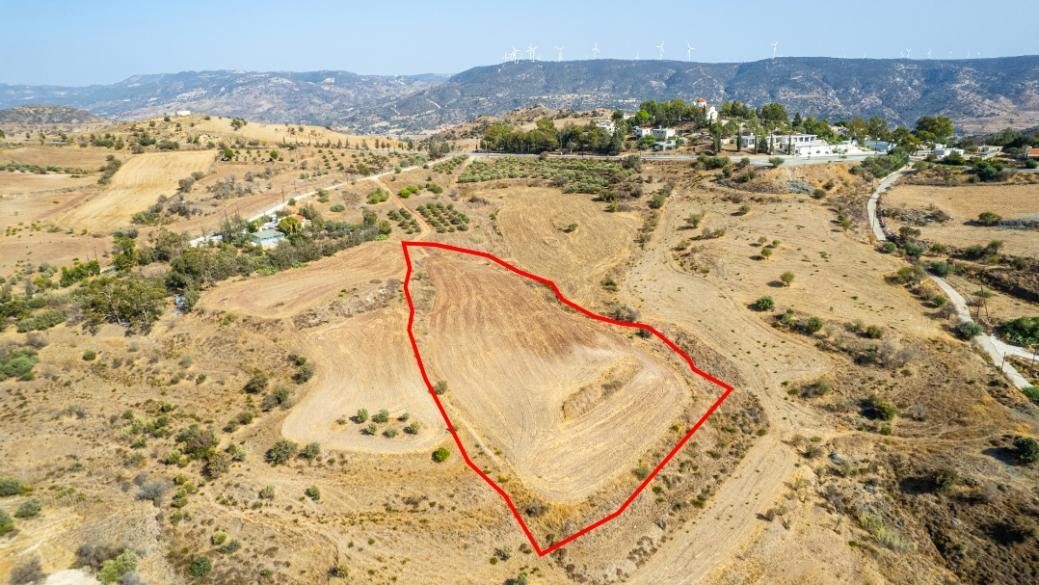 Residential field in Choletria, Paphos photo 1