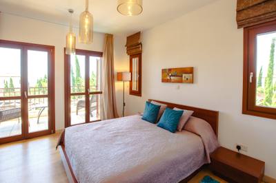 3 BR Villa with Sea View in Aphrodite hills Kouklia, Paphos thumbnail 8