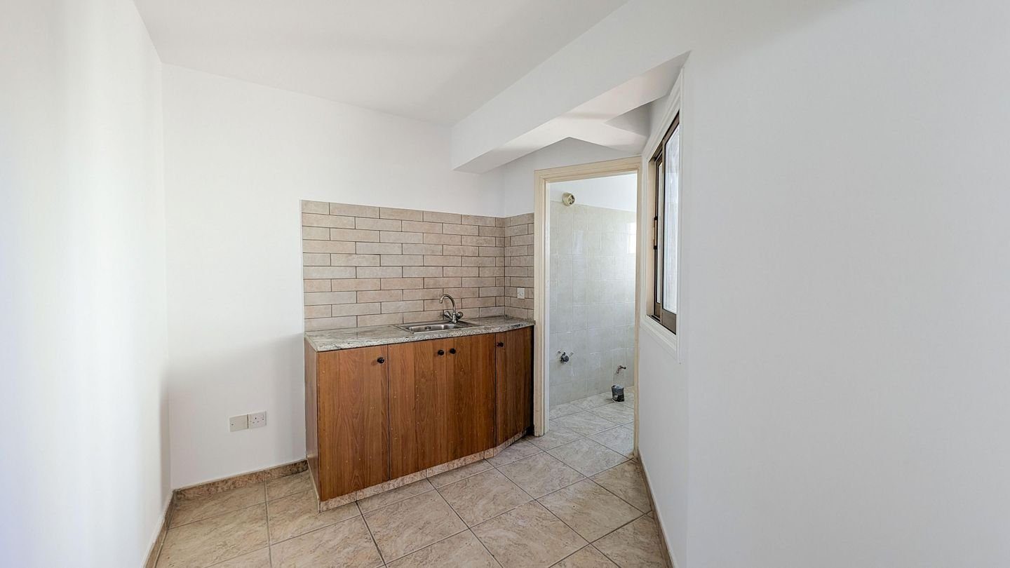 4 BR House in Lakatameia, Nicosia photo 12