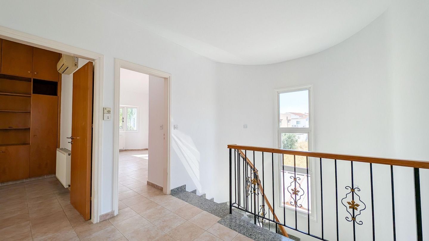 4 BR House in Lakatameia, Nicosia photo 17