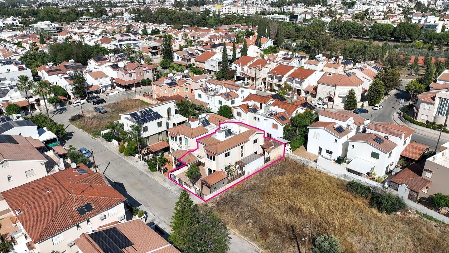 4 BR House in Lakatameia, Nicosia photo 3