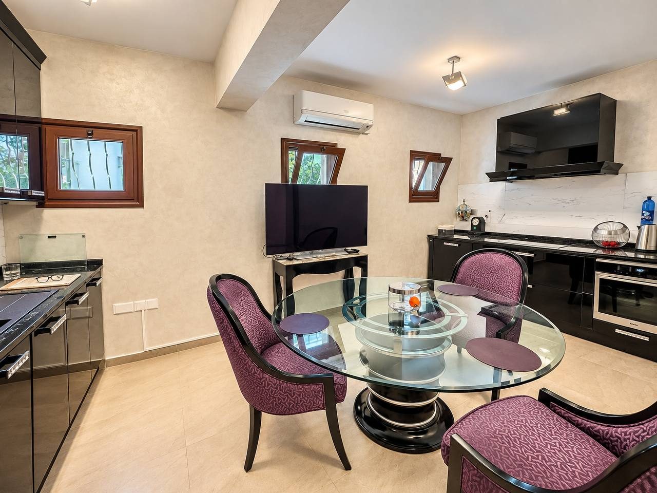 4 BR House in Potamos Germasogeias, Limassol photo 2