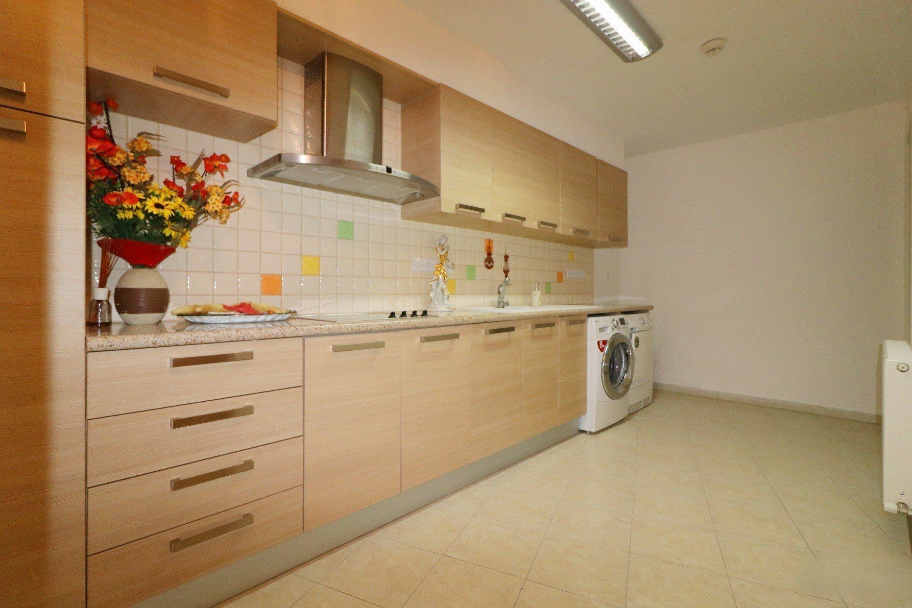 5 BR Luxury Villa with Guest House in Mouttagiaka, Limassol photo 7