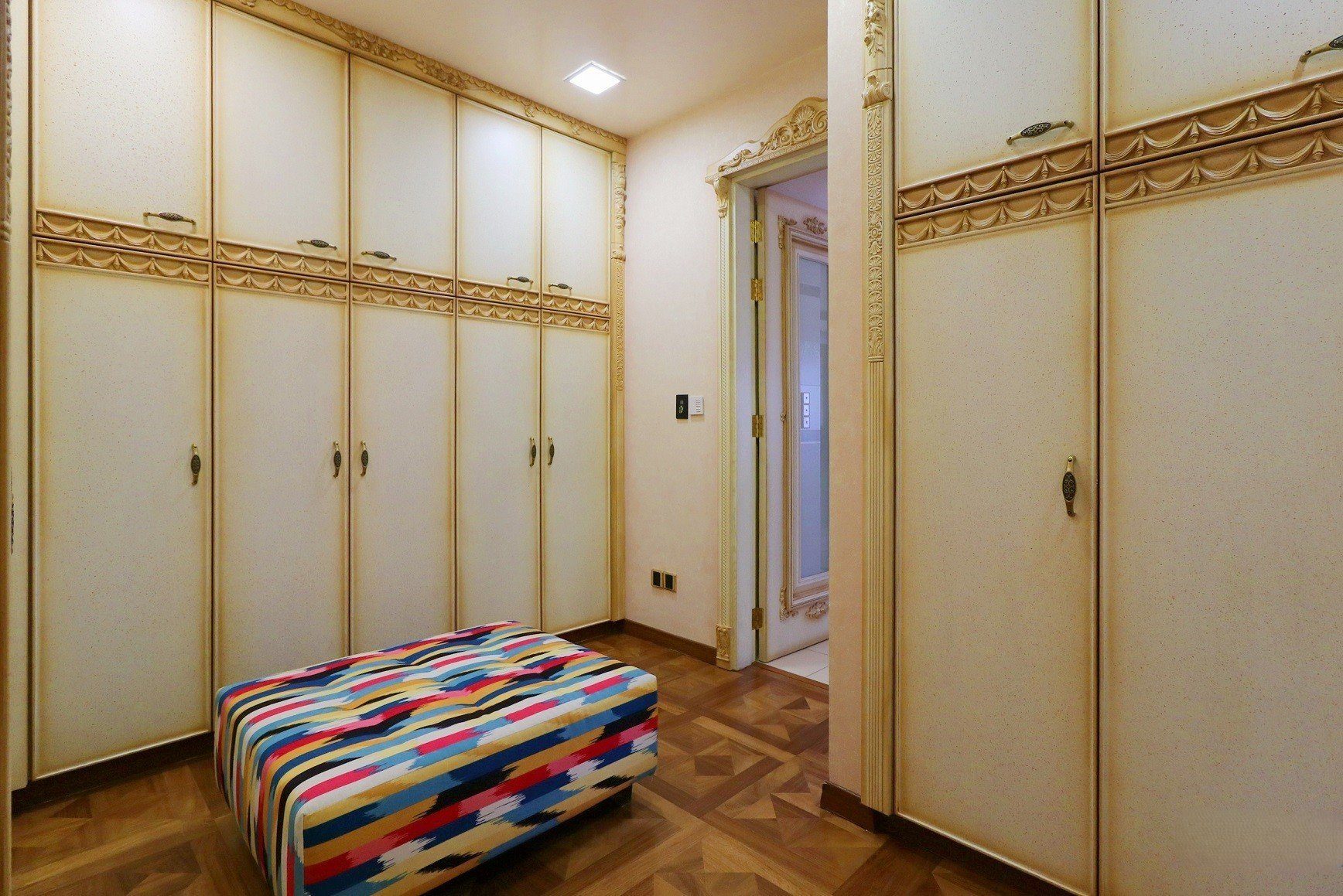 5 BR Luxury Villa with Guest House in Mouttagiaka, Limassol photo 18