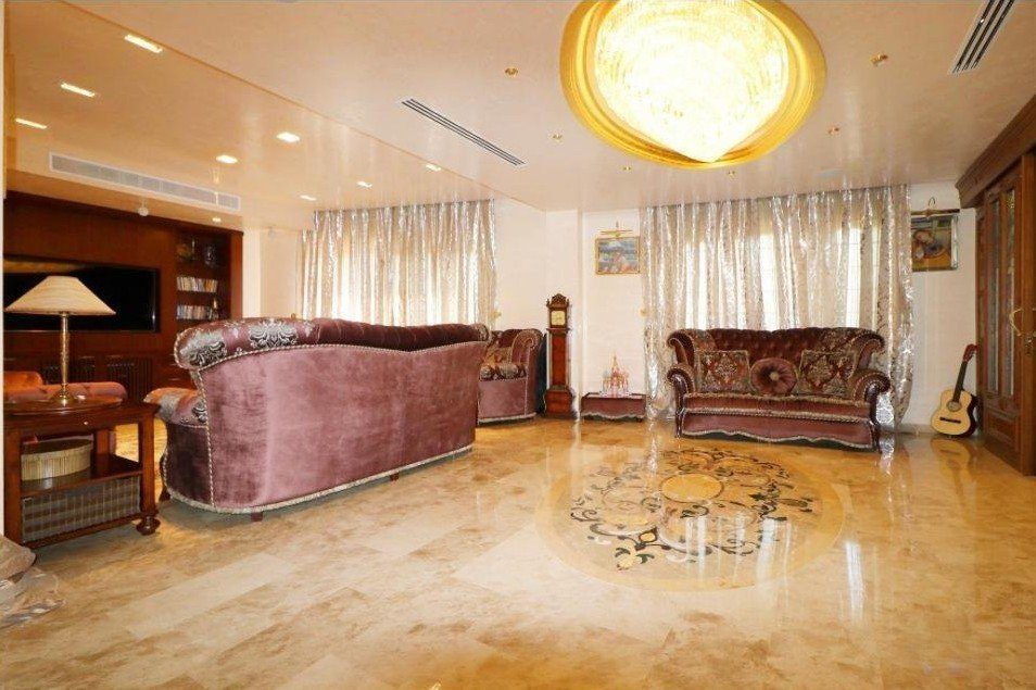 5 BR Luxury Villa with Guest House in Mouttagiaka, Limassol photo 4