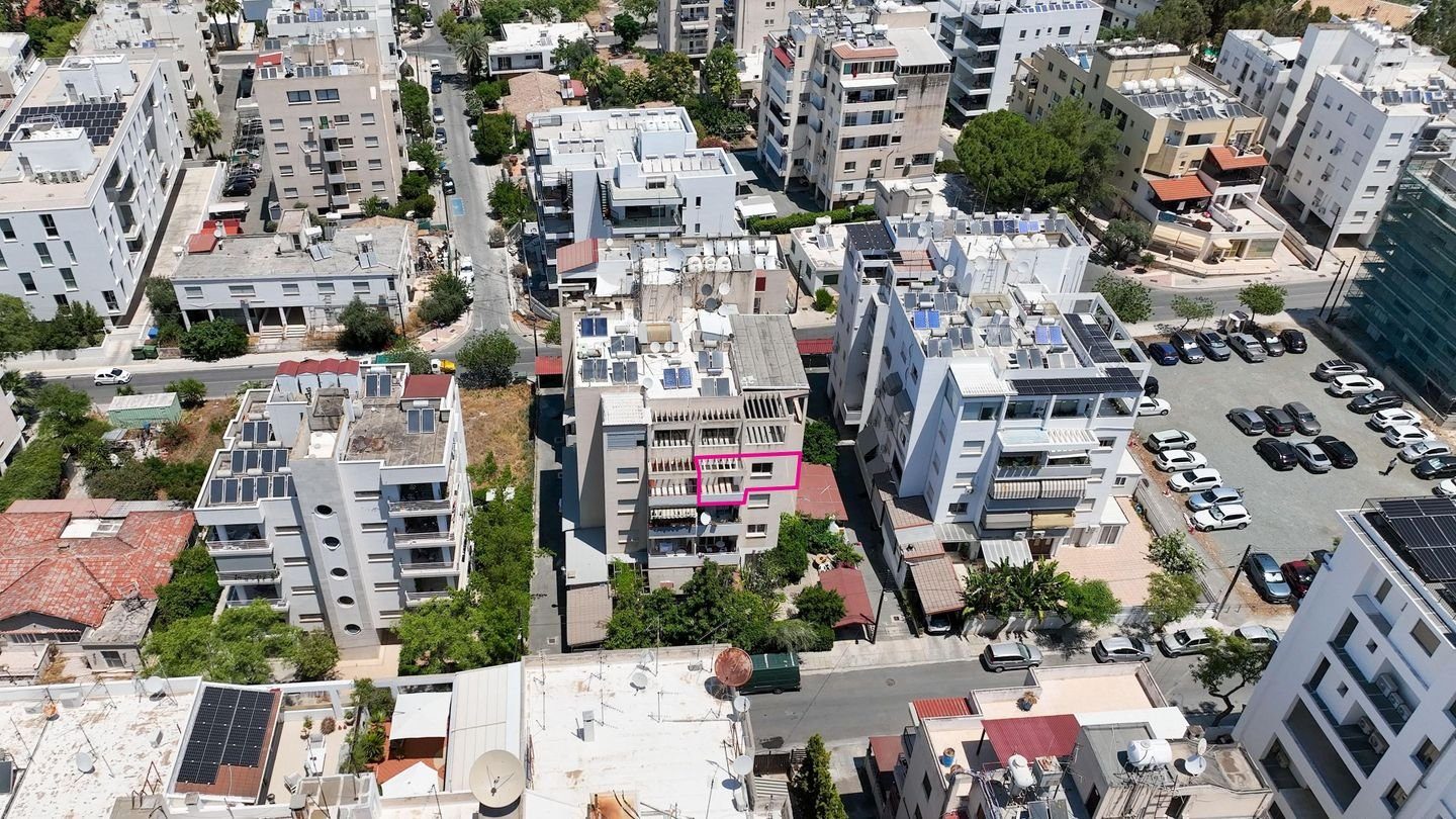 Three Bedroom Apartment in Agioi Omologites, Nicosia photo 1