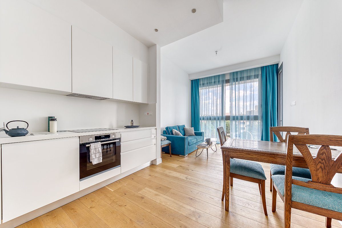 1 BR Apartment in Mesa Geitonia, Limassol