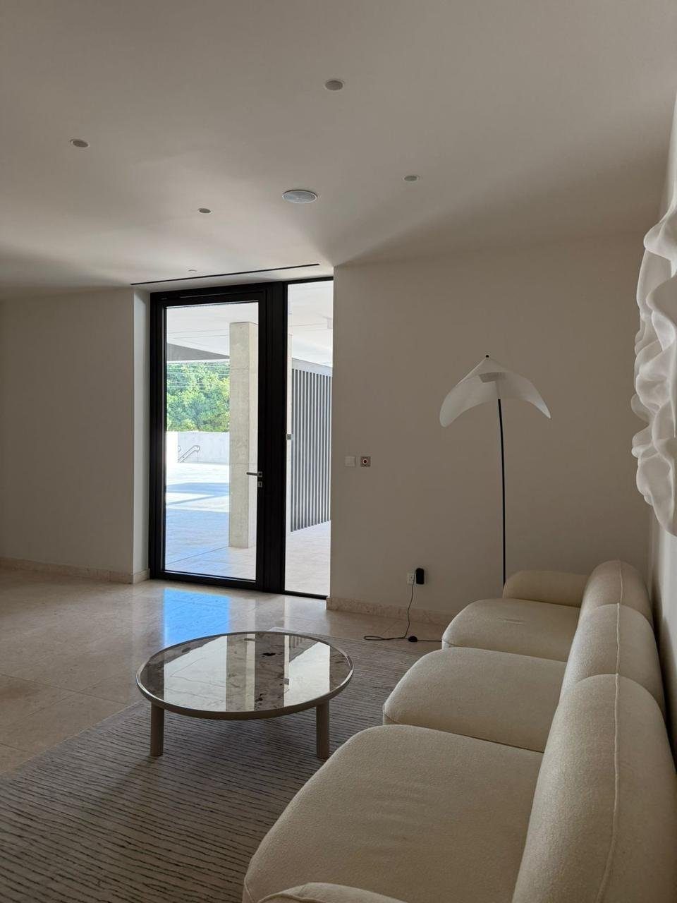 4 BR Penthouse in Potamos Germasogeias, Limassol photo 4