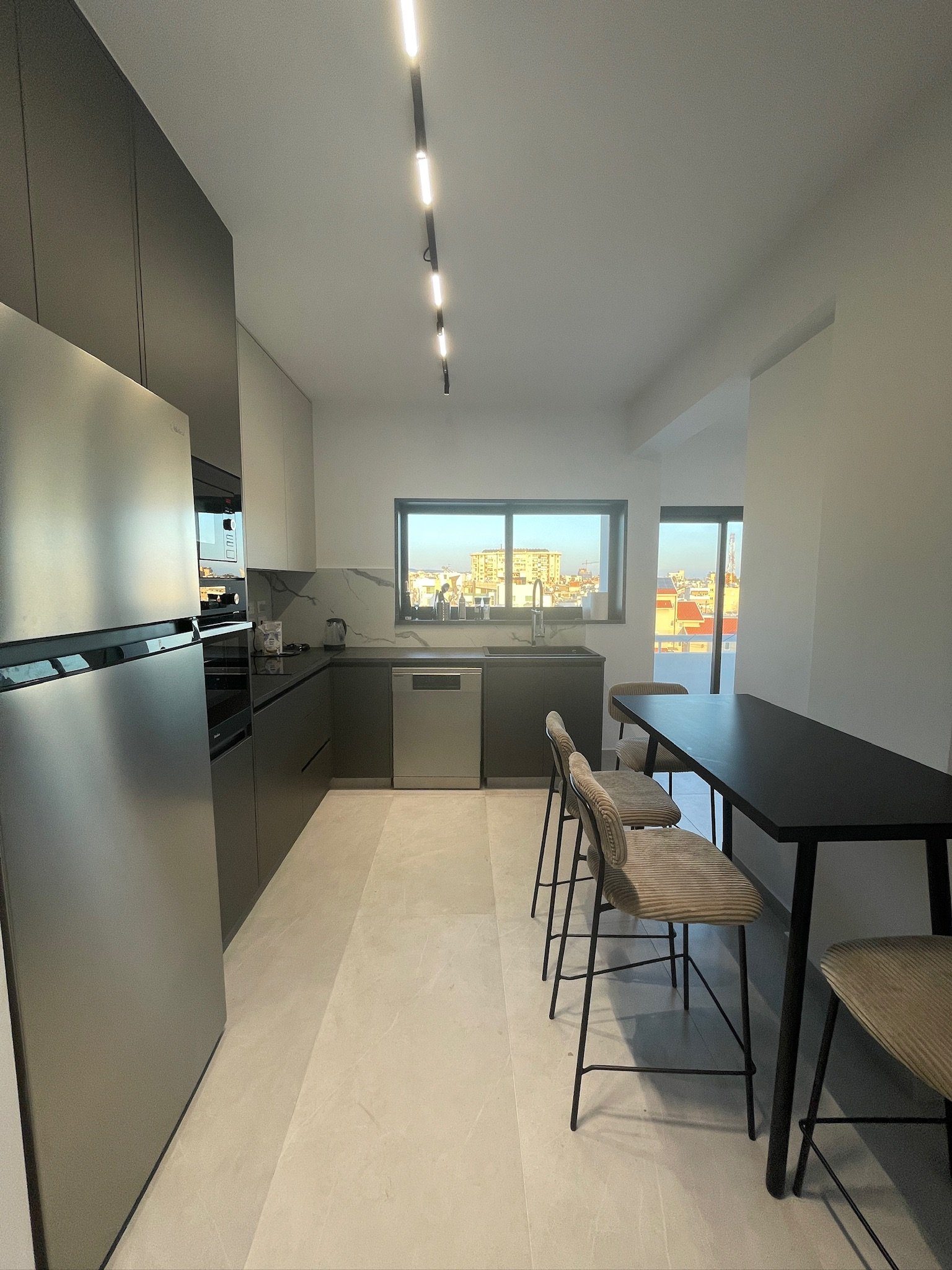 1 BR Apartment in Petrou Kai Pavlou, Limassol photo 4