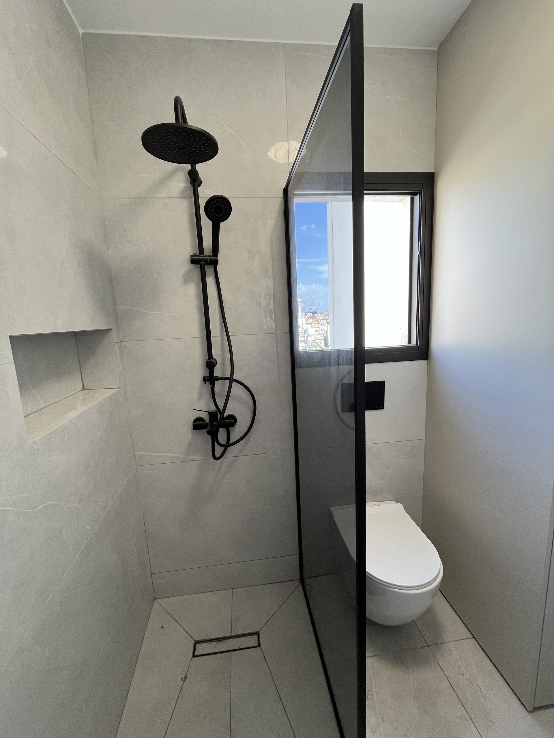 1 BR Apartment in Petrou Kai Pavlou, Limassol photo 8
