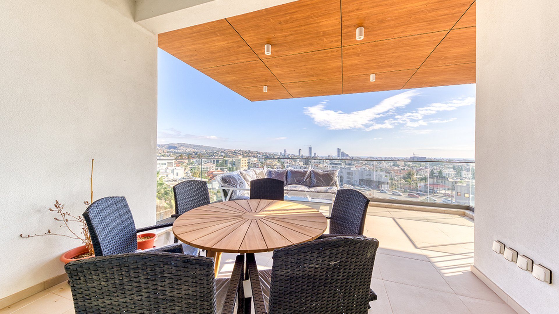 4 BR Penthouse in Potamos Germasogeias, Limassol photo 18