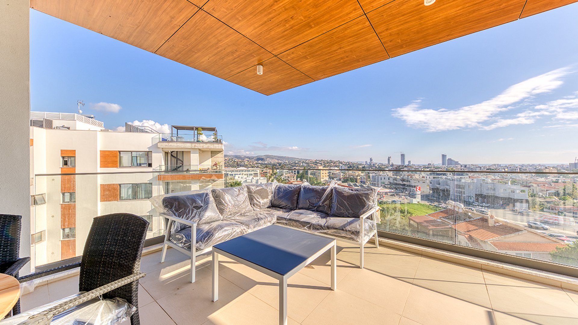 4 BR Penthouse in Potamos Germasogeias, Limassol photo 19