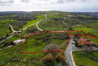 Shared residential field in Pano Arodes, Paphos thumbnail 2