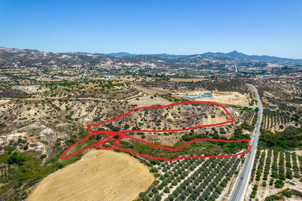 Fields in Skarinou, Larnaca photo 4