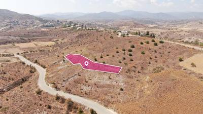 Agricultural field in Kato Moni, Nicosia. thumbnail 4
