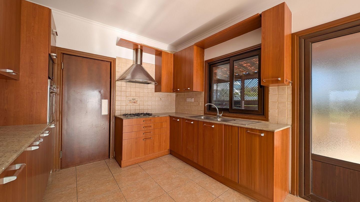 Four-Bedroom Detached House in Tseri, Nicosia photo 18