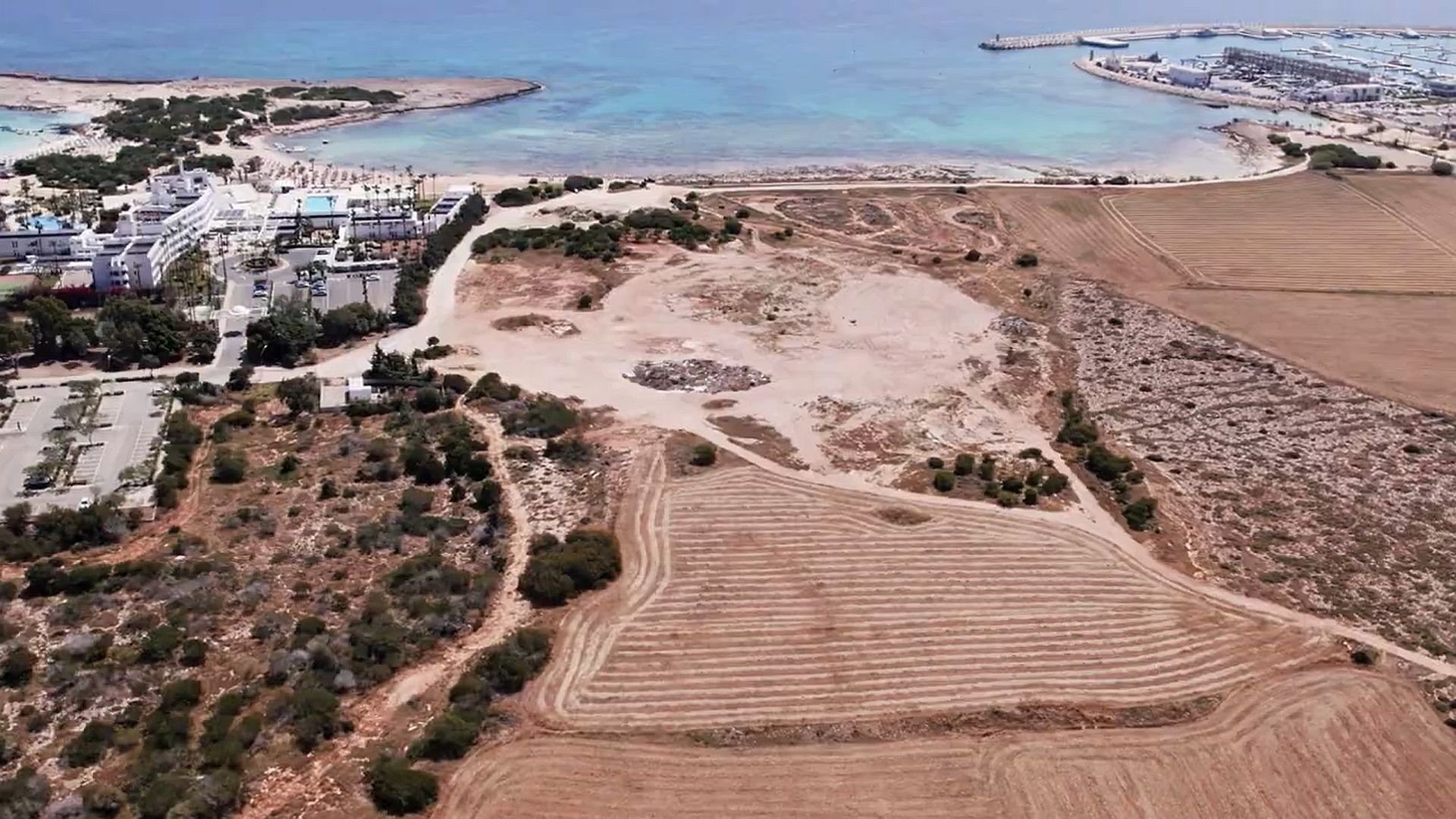 Seafront land in Agia Napa Marina, Famagusta — photo 4