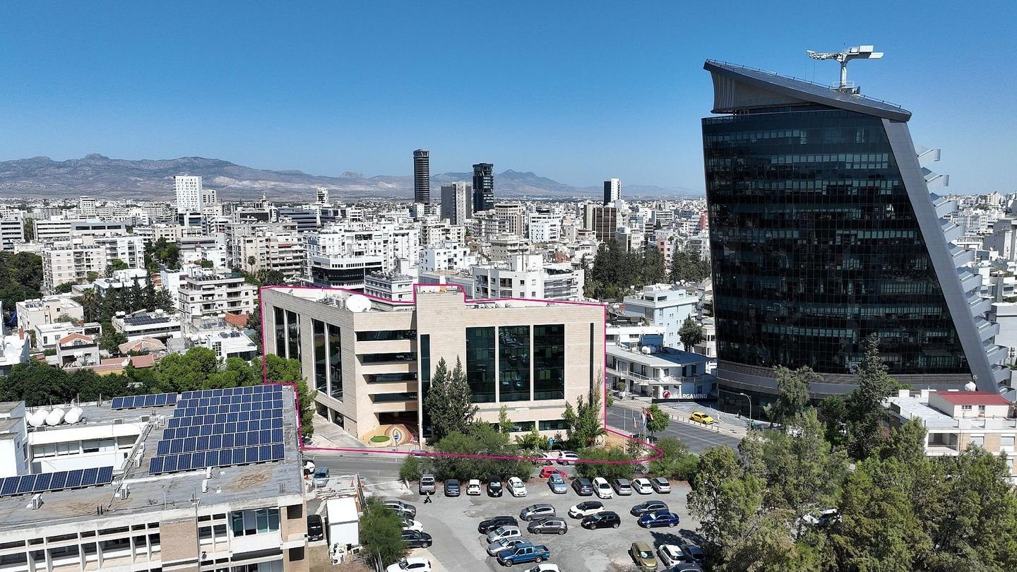 Commercial Building in Agioi Omologites, Nicosia photo 3