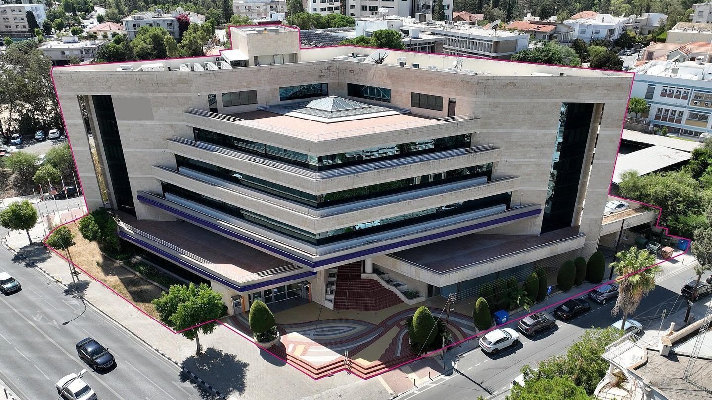 Commercial Building in Agioi Omologites, Nicosia photo 2