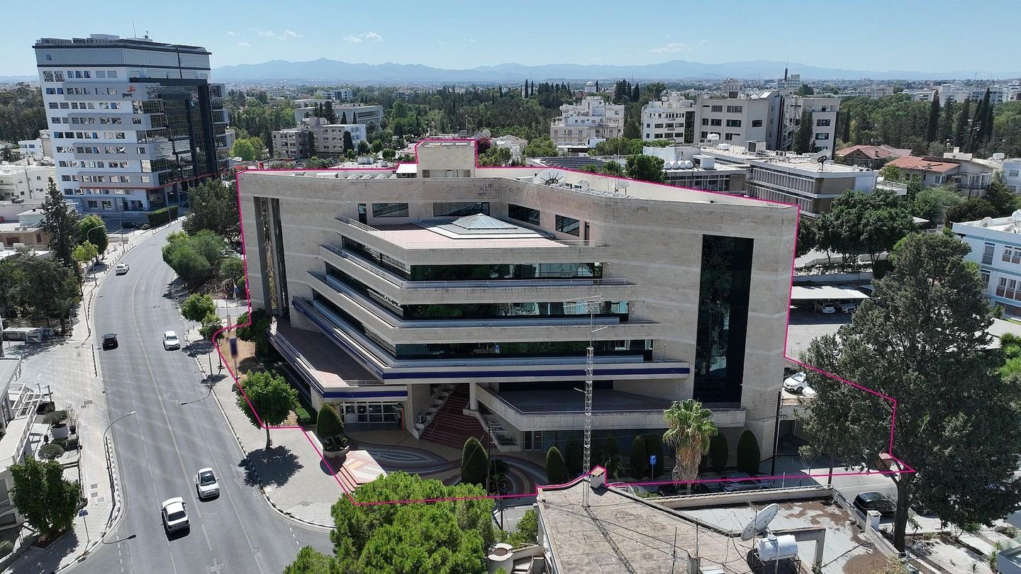 Commercial Building in Agioi Omologites, Nicosia photo 1
