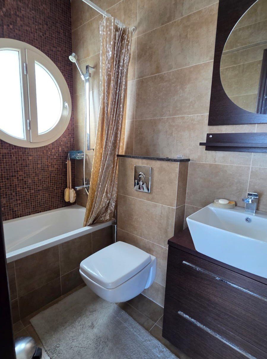 5 BR Villa in Parekklishia, Limassol photo 14