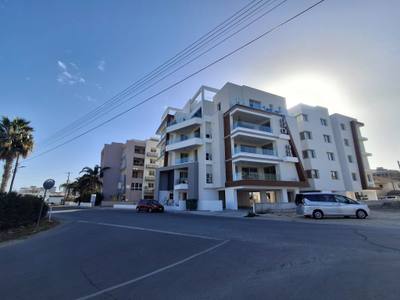2 BR Penthouse in Agioi Anargyroi I, Larnaca thumbnail 9