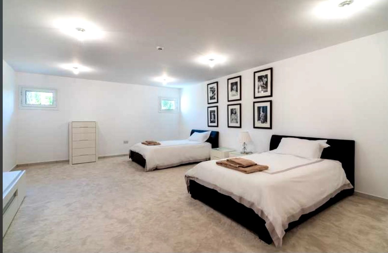 3 BR Semi-detached Villa in Limassol Marina, Limassol photo 8