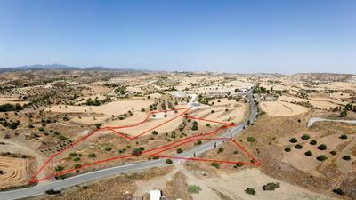 Shared residential fields in Analiontas, Nicosia thumbnail 2