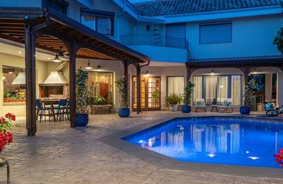 5 BR Villa in Agia Fyla, Limassol thumbnail 1