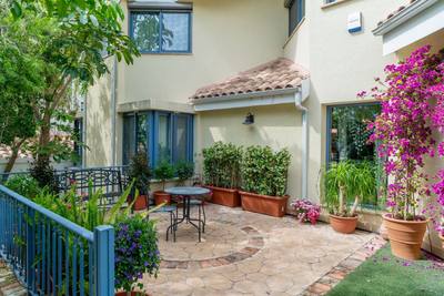 5 BR Villa in Agia Fyla, Limassol thumbnail 14