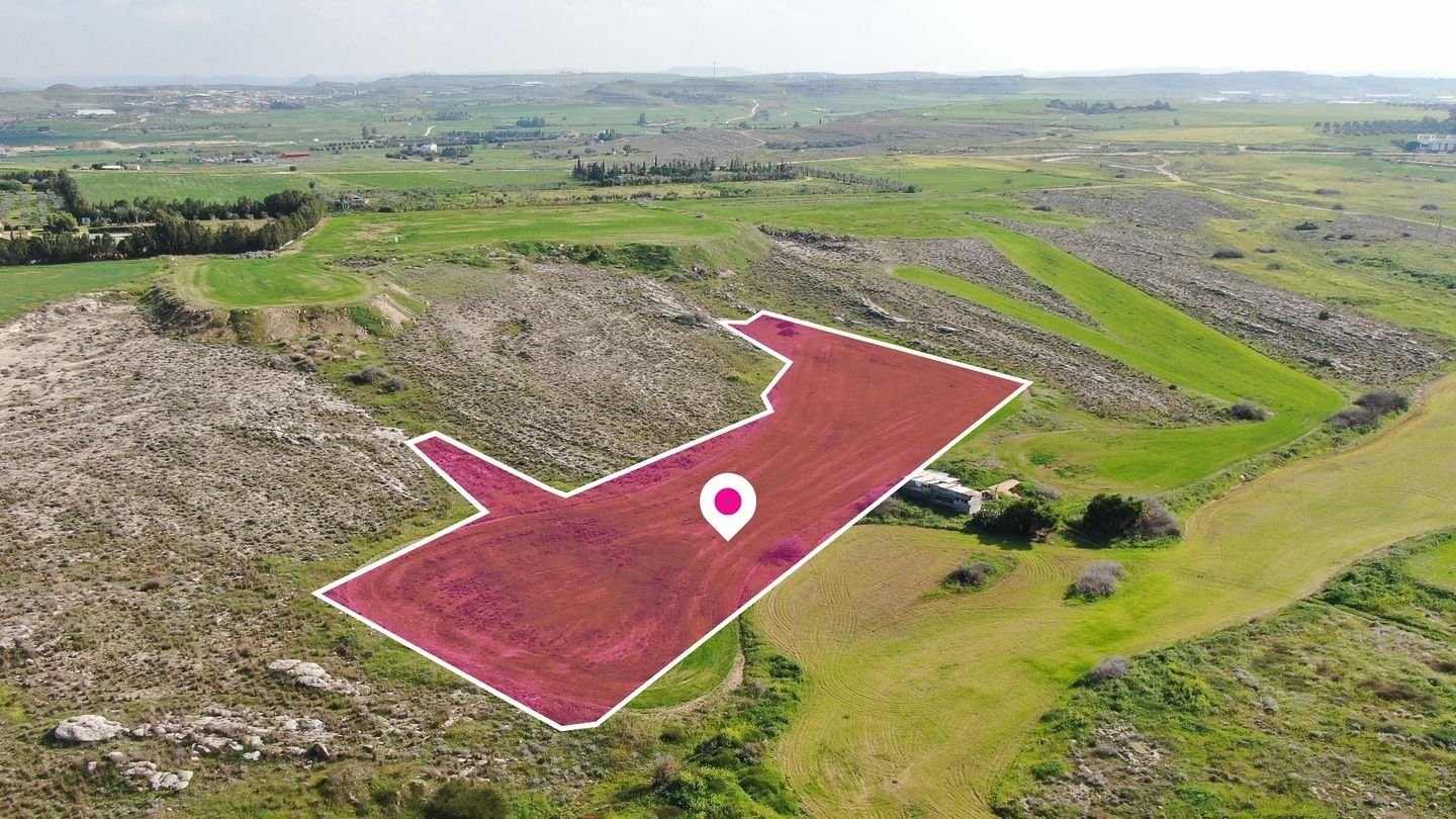 Share (25%) of a residential field, Geri photo 3