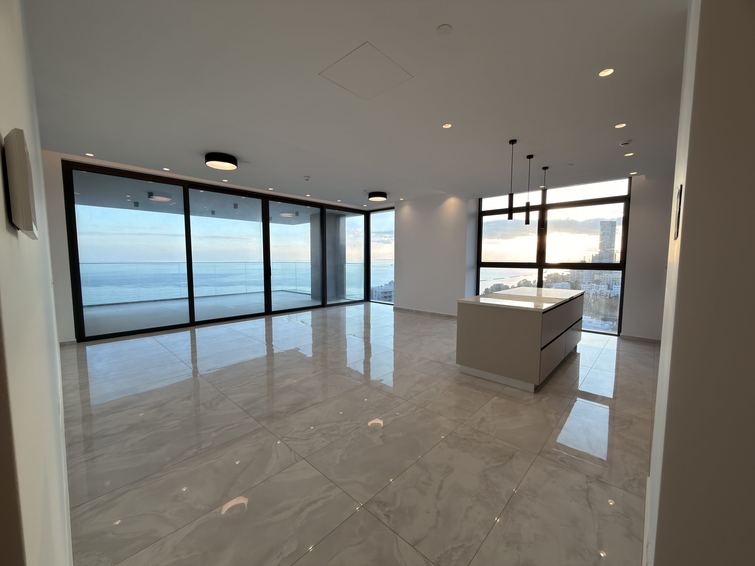 2 BR Apartment in Agios Tychonas, Limassol photo 2