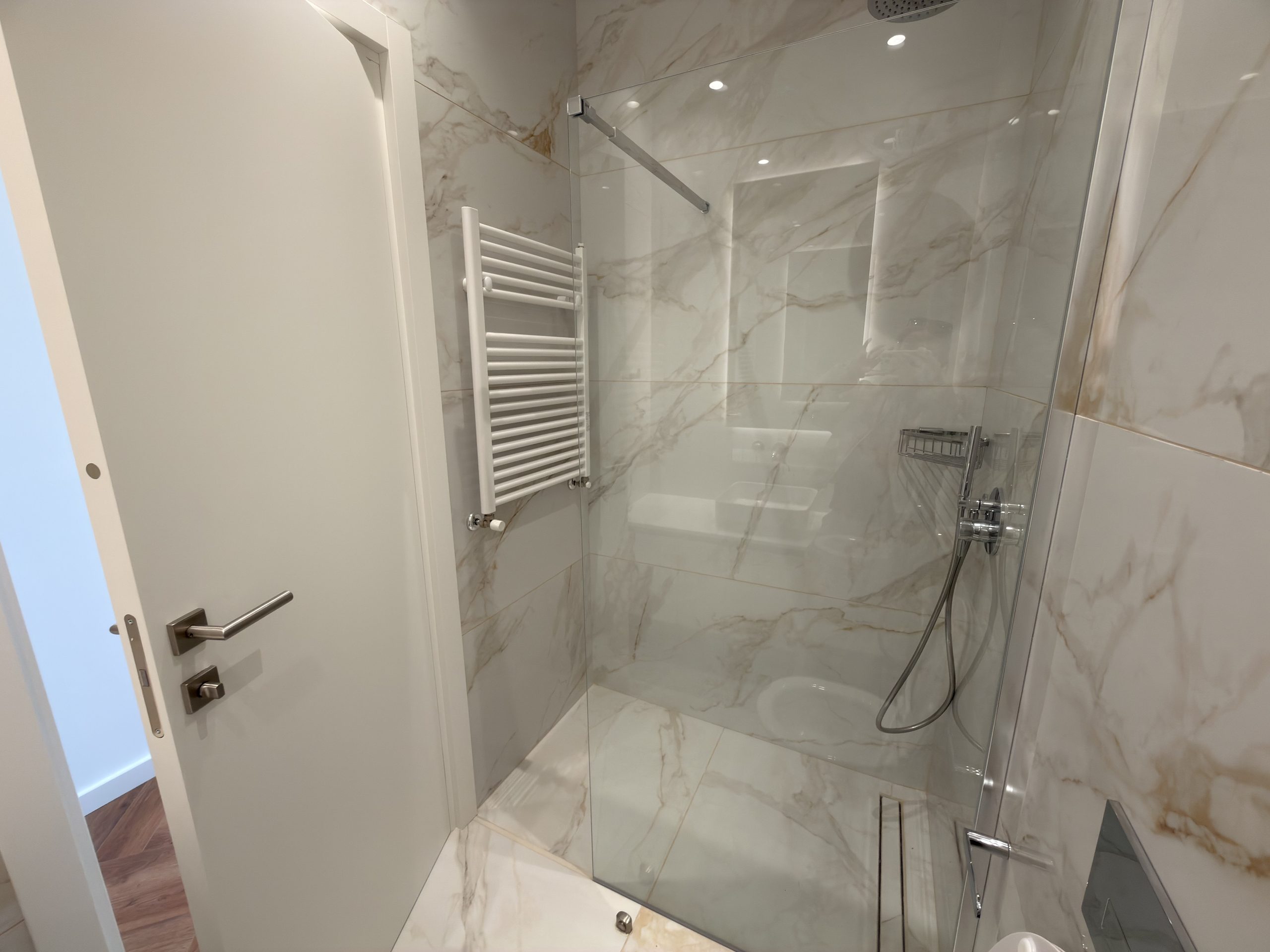 2 BR Apartment in Agios Tychonas, Limassol photo 12