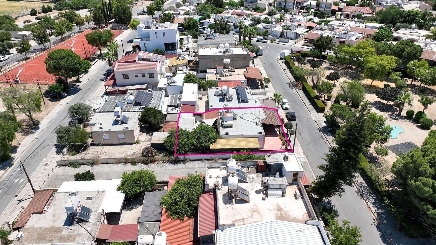 Three-Bedroom House in Kaimakli, Nicosia photo 3