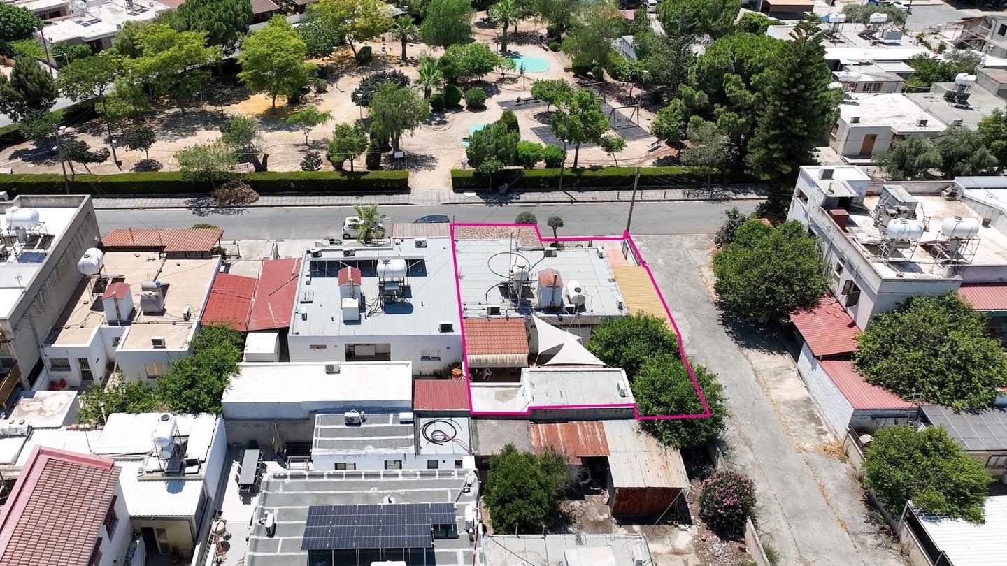 Three-Bedroom House in Kaimakli, Nicosia photo 2
