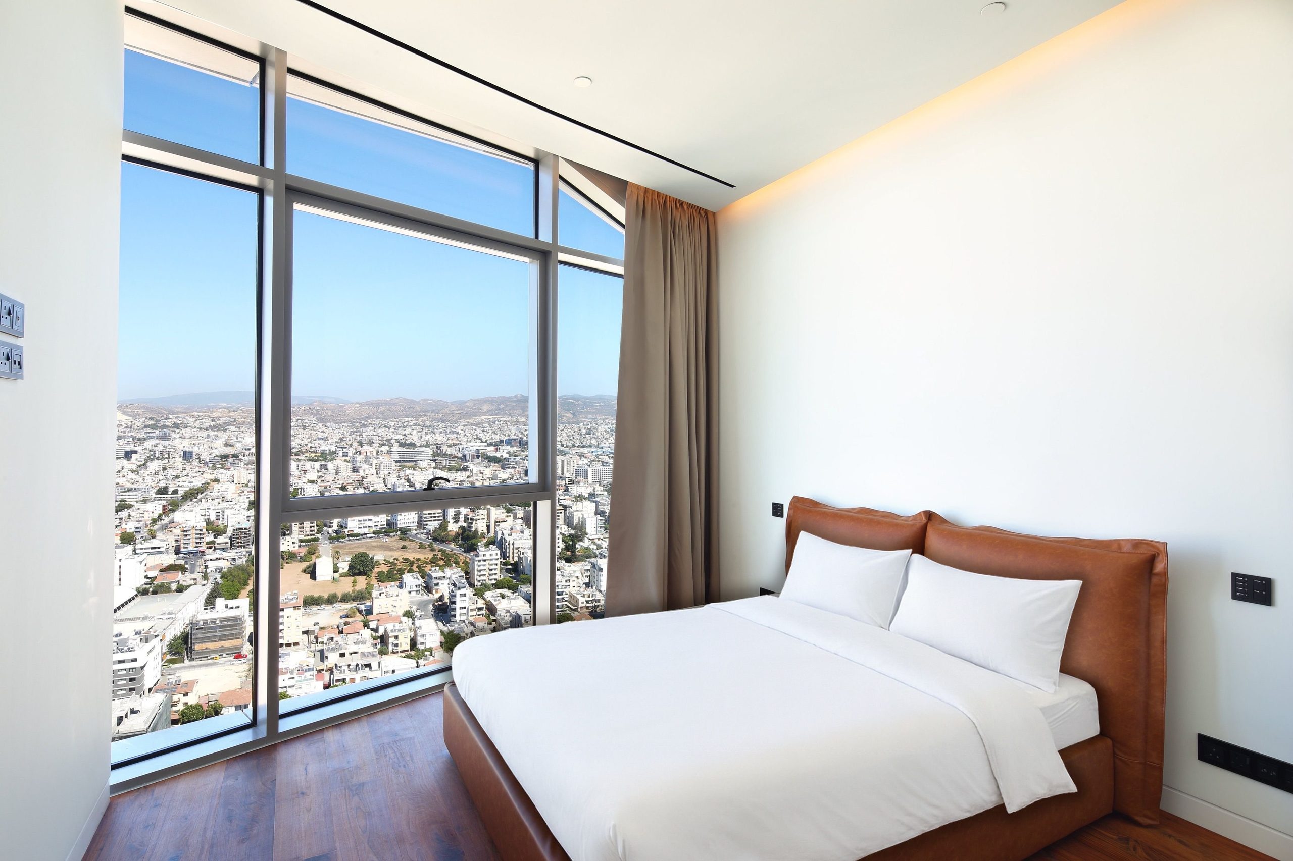3 BR Apartment with Panoramic Sea Views in Neapolis, Limassol photo 4