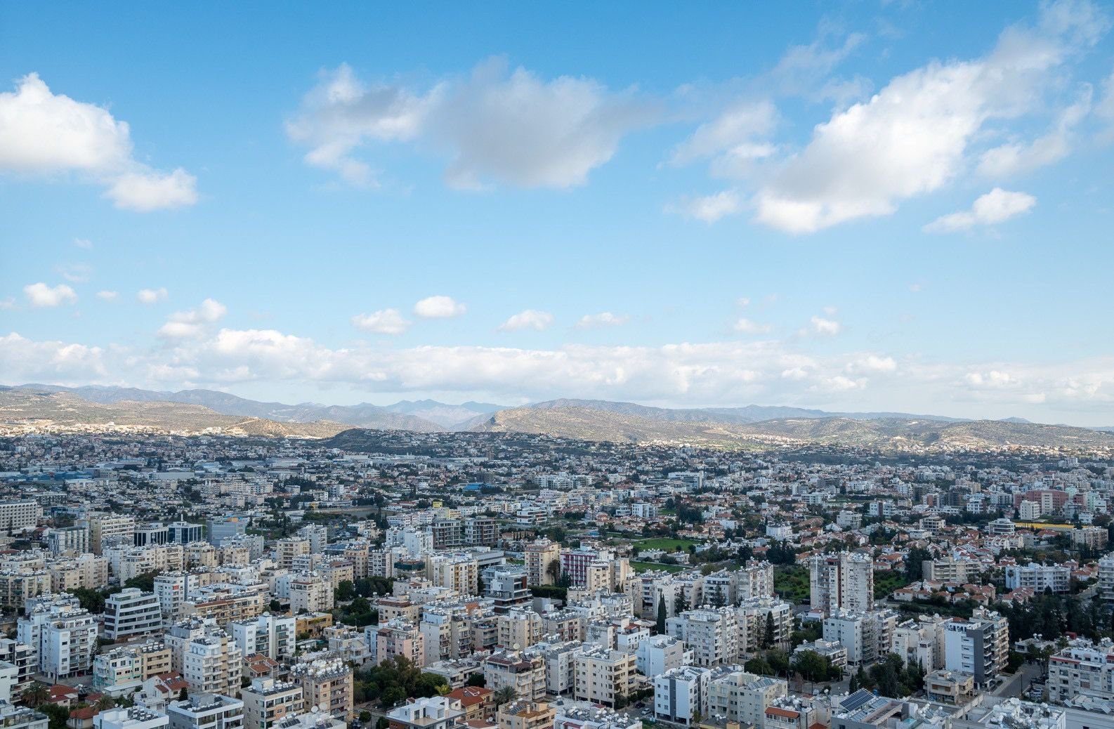 3 BR Apartment with Panoramic Sea Views in Neapolis, Limassol photo 10
