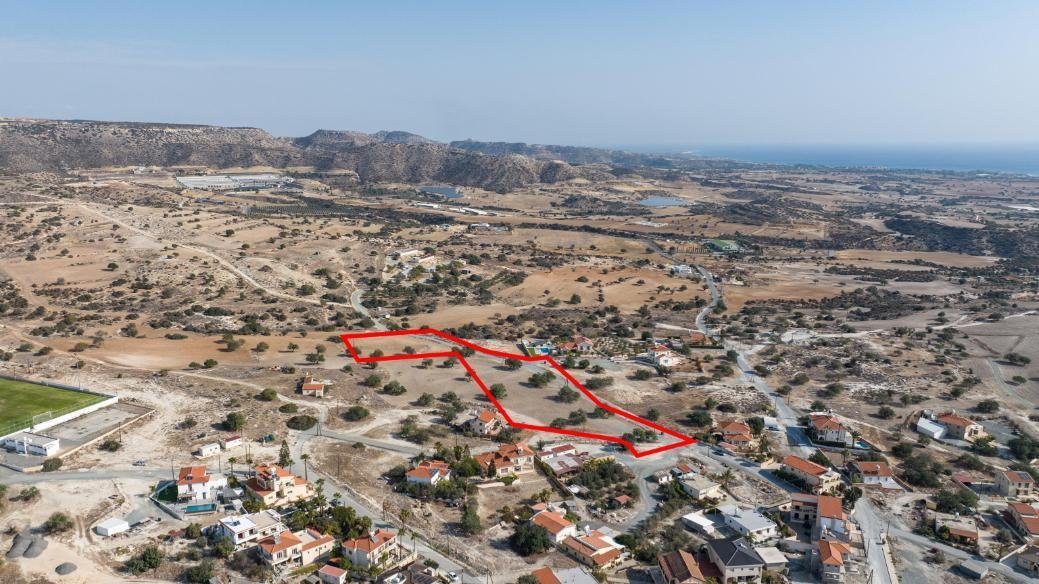 Residential field in Maroni, Larnaca photo 4
