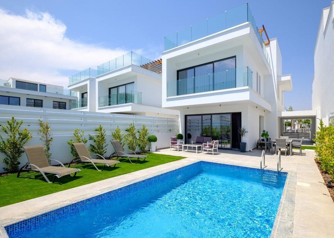 4 BR House in Livadia, Larnaca photo 15
