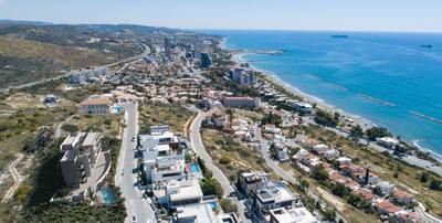 3 BR Apartment + Studio in Agios Tychonas, Limassol thumbnail 5