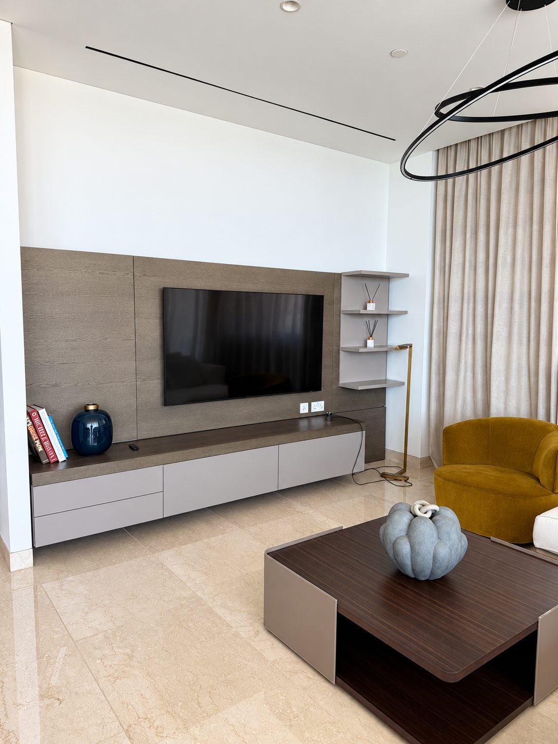 2 BR Luxury Apartment in Mouttagiaka, Limassol photo 2