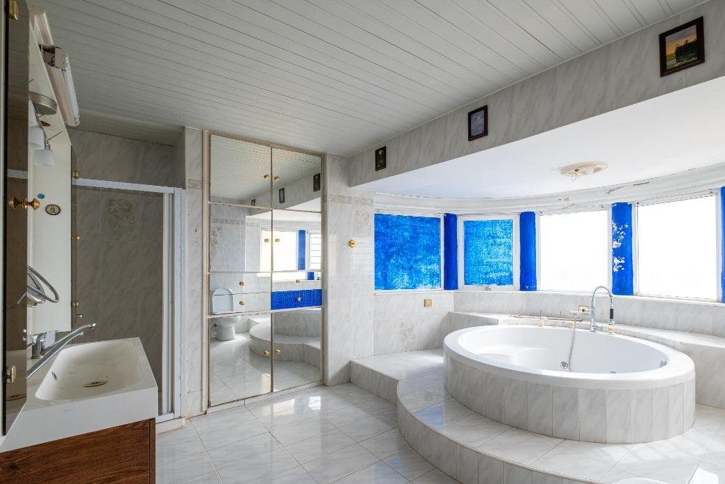 6 bedroom house in Pegeia, Paphos photo 4