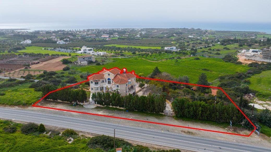 6 bedroom house in Pegeia, Paphos photo 1