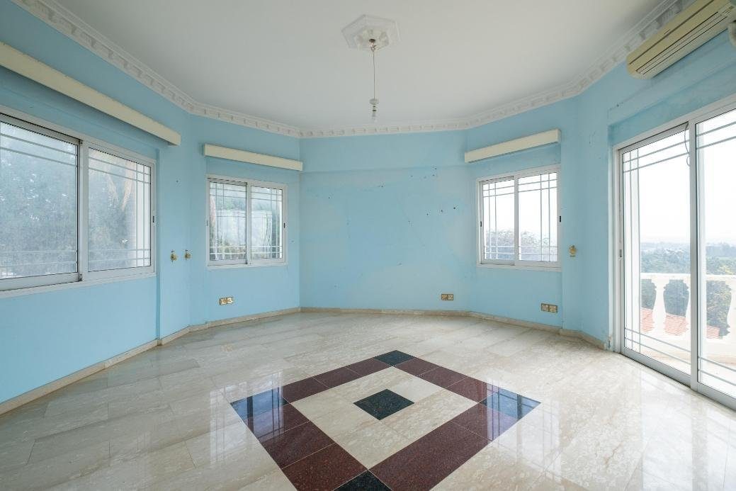 6 bedroom house in Pegeia, Paphos photo 13