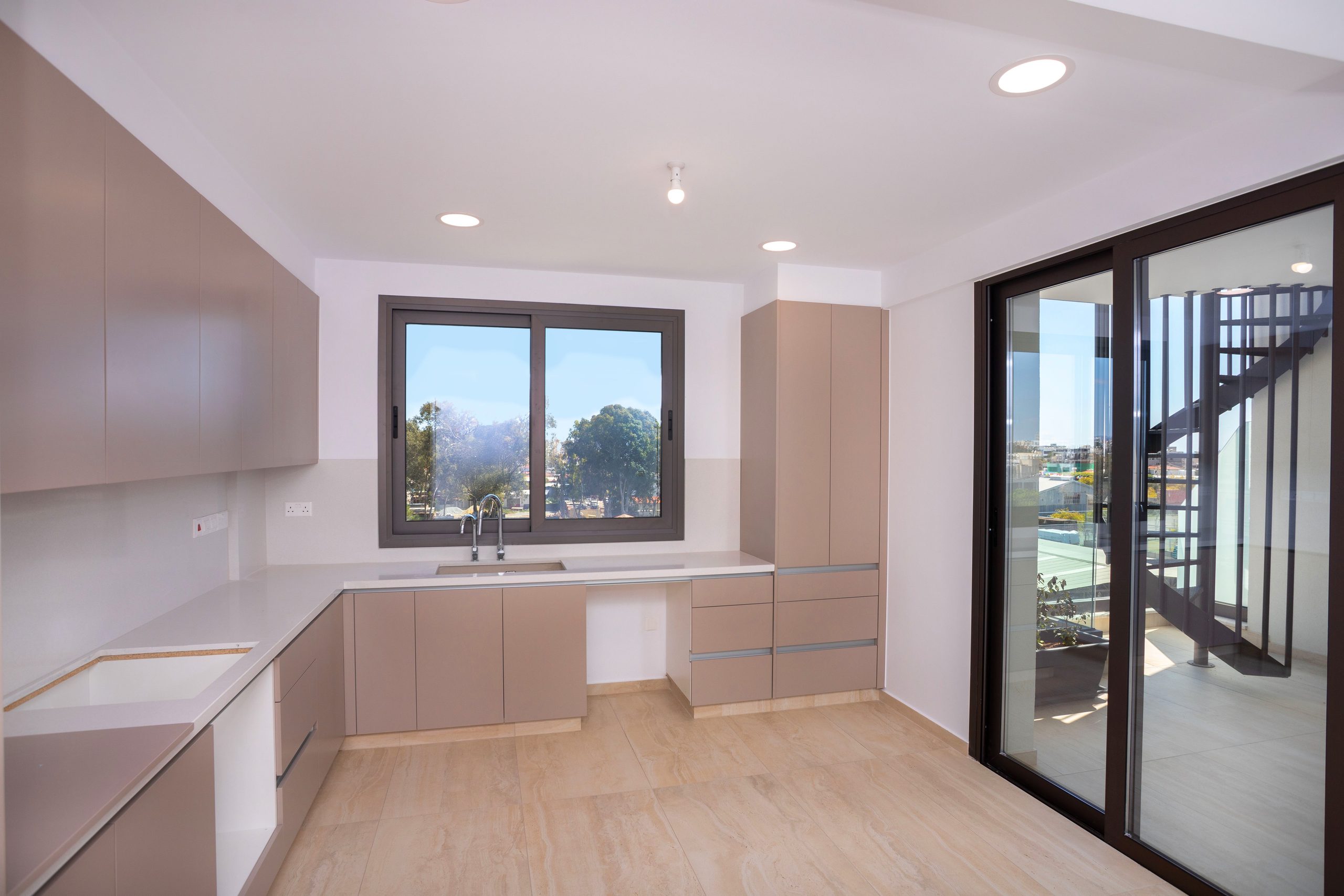 3 BR Penthouse in Agios Georgios, Limassol