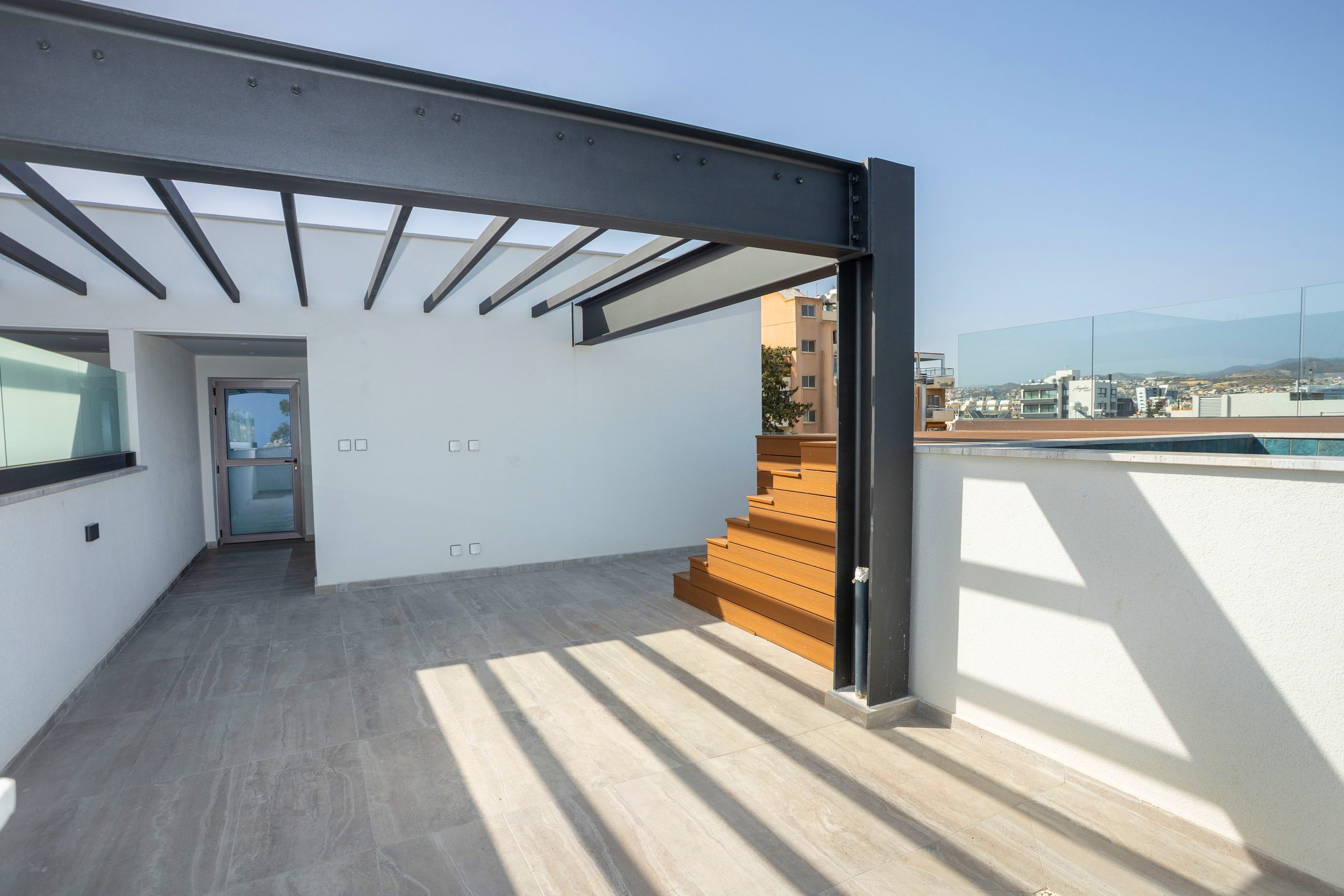 3 BR Penthouse in Agios Georgios, Limassol photo 13