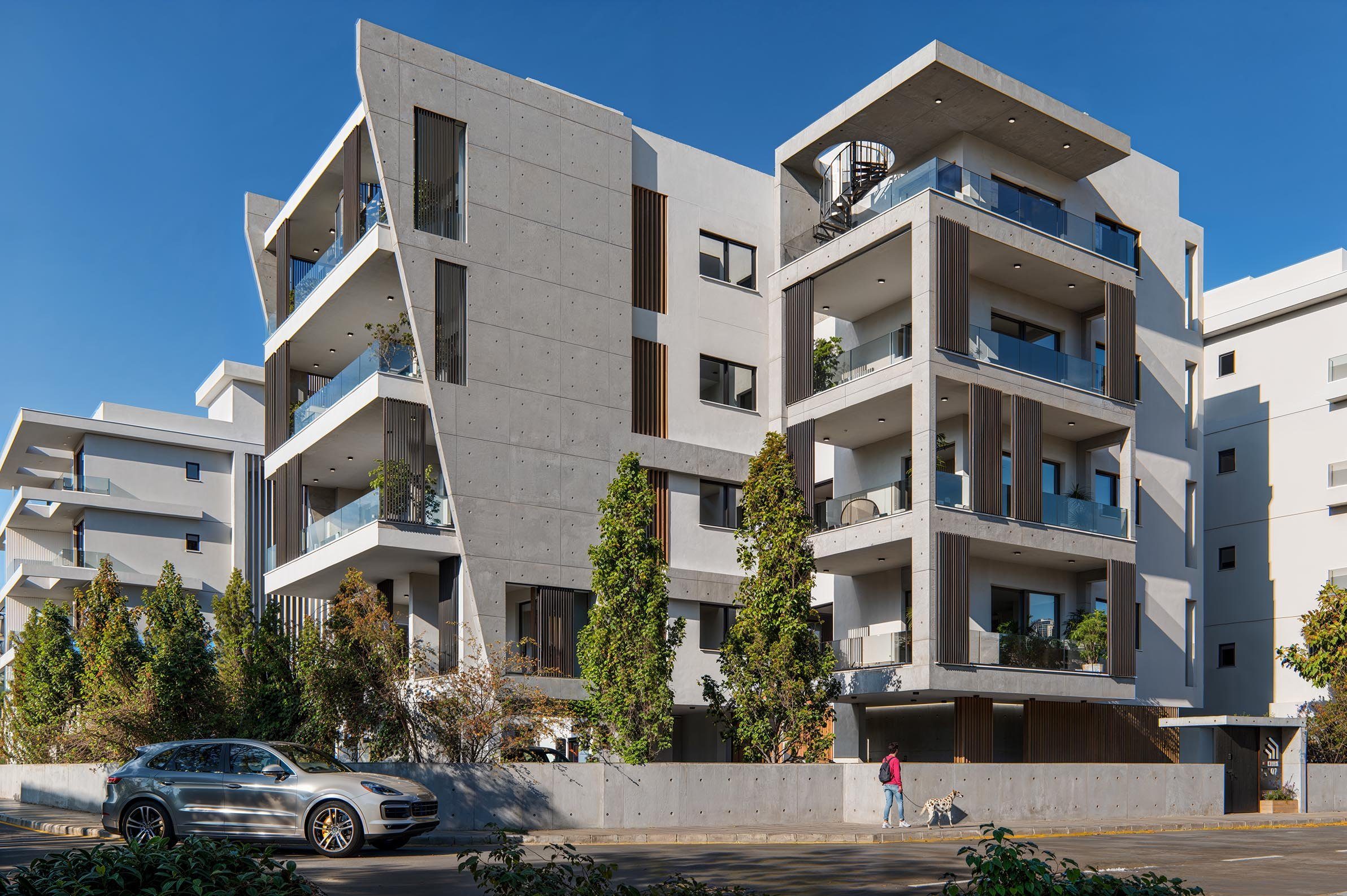 2 BR Apartment in Germasogeia, Limassol photo 1