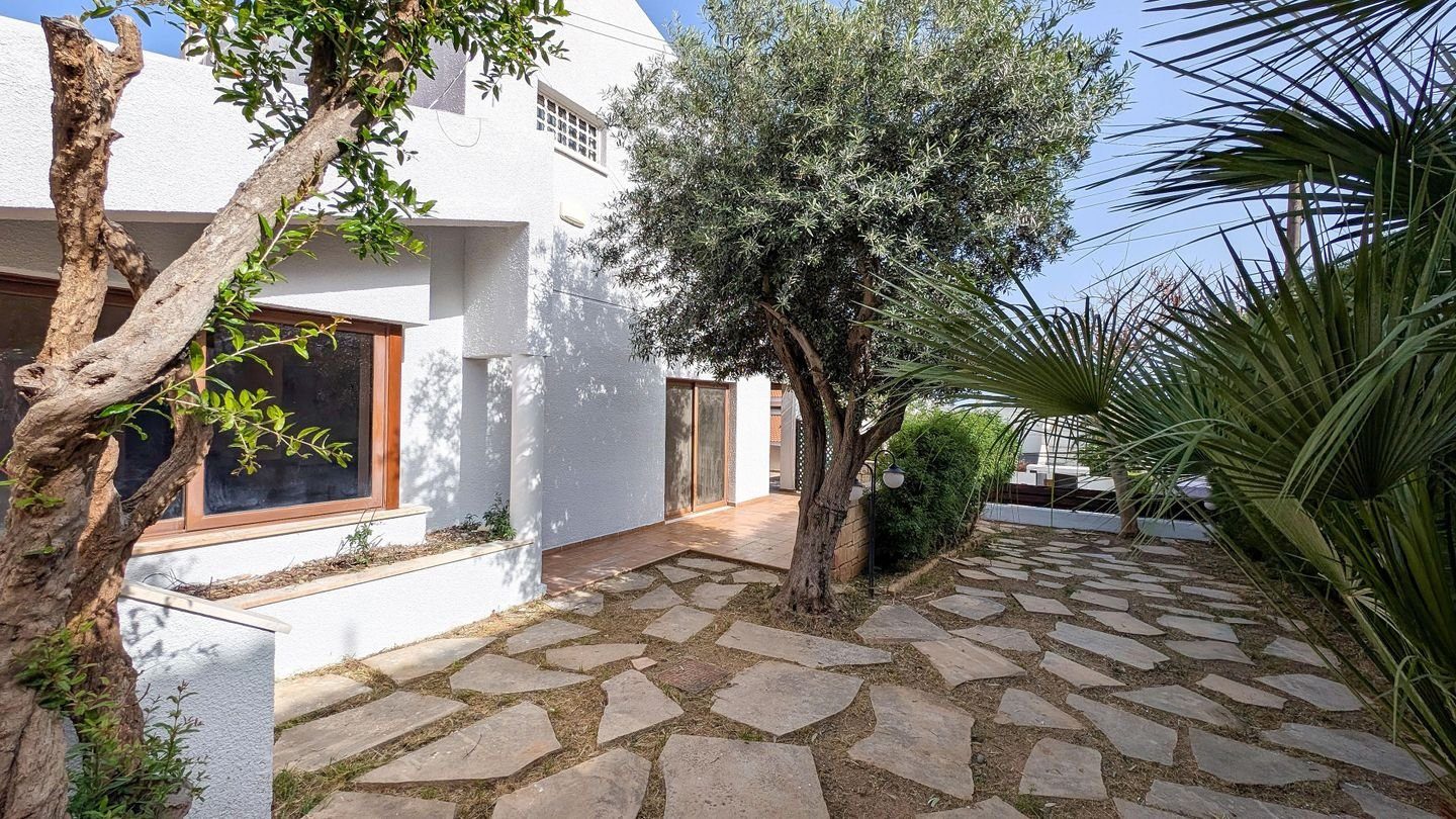 Spacious Four-Bedroom Detached House in Germasogeia, Limassol photo 45